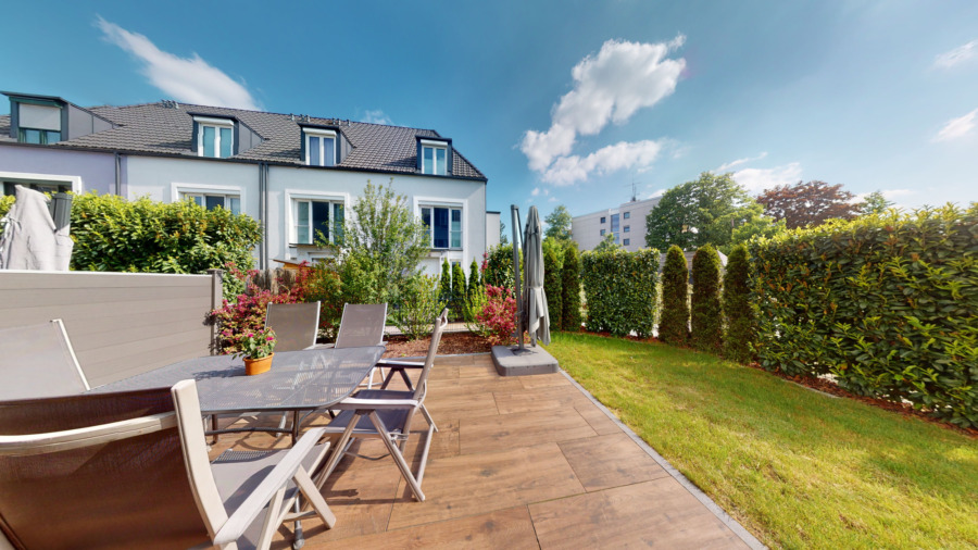 Modernes Reiheneckhaus mit schönem Garten in gefragter Wohnlage in Unterschleißheim / Lohhof, 85716 Unterschleißheim, Reiheneckhaus